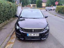 Schwarz Gebraucht 2020 Peugeot 308 Allure Limousine | 15.000 € (Etwas zu teuer)