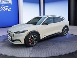 Starwhite platinium metallic Gebraucht 2023 Ford Mustang Mach-E SUV | 35.242 € (Guter Preis)