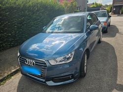 Blau Gebraucht 2016 Audi A1 Kleinwagen | 10.900 € (Guter Preis)