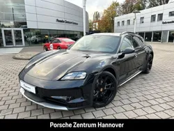 Tiefschwarzmetallic Gebraucht 2025 Porsche Taycan Cross Turismo Limousine | 106.500 € (Fairer Preis)