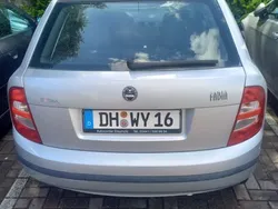 Silber Gebraucht 2004 Skoda Fabia Limousine | 1.100 € (Guter Preis)