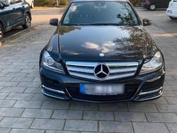 Schwarz Gebraucht 2012 Mercedes C200 Limousine | 9.500 €