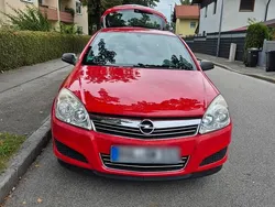 Rot Gebraucht 2009 Opel Astra Kombi | 2.700 € (Fairer Preis)