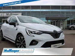 Weiß Gebraucht 2023 Renault Clio V R.S. Limousine | 19.980 € (Fairer Preis)