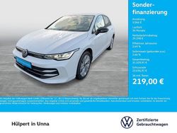 Pure white Gebraucht 2025 VW Golf Goal Limousine | 32.444 €