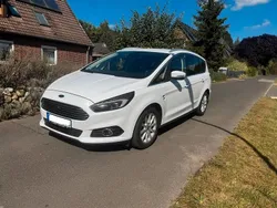Weiß Gebraucht 2015 Ford S-MAX Titanium Van / Kleinbus | 8.250 € (Fairer Preis)