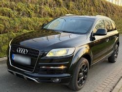 Schwarz Gebraucht 2007 Audi Q7 SUV | 6.700 € (Guter Preis)