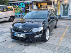 Schwarz Gebraucht 2015 Skoda Octavia RS Kombi | 13.500 € (Fairer Preis)