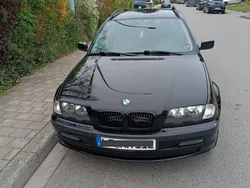 Schwarz Gebraucht 2000 BMW 320 Kombi | 2.250 € (Fairer Preis)
