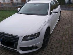 Weiß Gebraucht 2011 Audi A4 S-Line Kombi | 4.600 € (Guter Preis)