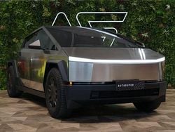 Silber Gebraucht 2024 Tesla Cybertruck Abholung | 244.800 €
