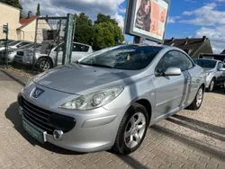 Grau Gebraucht 2006 Peugeot 307 CC Tendance Cabrio | 3.999 € (Fairer Preis)