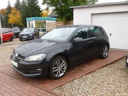 Schwarz Gebraucht 2016 VW Golf VII Highline Limousine | 11.900 € (Fairer Preis)