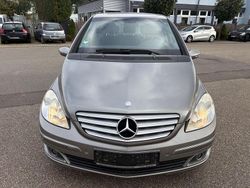 Grau Gebraucht 2005 Mercedes B170 Van / Kleinbus | 1.999 € (Etwas zu teuer)