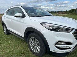 Weiß Gebraucht 2016 Hyundai Tucson Style SUV | 11.500 € (Superpreis)
