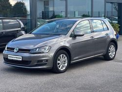 Grau Gebraucht 2015 VW Golf VII Comfortline Limousine | 8.100 € (Guter Preis)