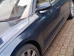 Blau Gebraucht 2011 Audi A8L Limousine | 22.500 € (Teuer)