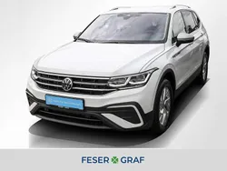 Pure white Gebraucht 2024 VW Tiguan Allspace Life SUV | 34.770 €