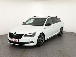 Weiß Gebraucht 2018 Skoda Superb SportLine Kombi | 24.990 € (Teuer)