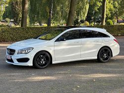 Weiß Gebraucht 2015 Mercedes CLA220 AMG line Limousine | 12.950 € (Guter Preis)