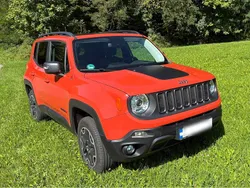 Orange Gebraucht 2015 Jeep Renegade Trailhawk SUV | 15.500 € (Fairer Preis)