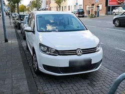 Weiß Gebraucht 2025 VW Touran Van / Kleinbus | 9.400 €