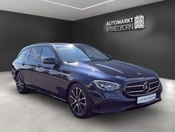 Blau Gebraucht 2022 Mercedes E220 Night Limousine | 32.280 € (Superpreis)