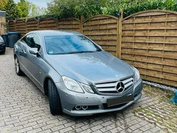 Silber Gebraucht 2009 Mercedes E250 Coupé | 12.500 € (Etwas zu teuer)