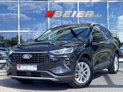 Obsidianschwarz metallic Gebraucht 2024 Ford Kuga Titanium SUV | 26.591 € (Guter Preis)