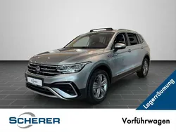 Silber Gebraucht 2025 VW Tiguan Allspace Elegance SUV | 48.990 € (Etwas zu teuer)