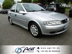 Silber Gebraucht 2000 Opel Vectra Limousine | 2.580 € (Etwas zu teuer)