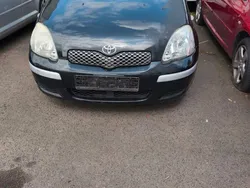 Schwarz Gebraucht 2005 Toyota Yaris Limousine | 1.000 € (Guter Preis)