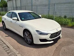 Weiß Gebraucht 2020 Maserati Ghibli Coupé | 39.000 €