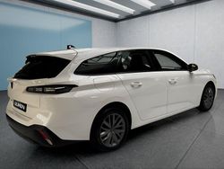Weiß Gebraucht 2022 Peugeot 308 Kombi | 19.749 € (Fairer Preis)
