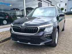 Schwarzmagic perleffekt Neu 2025 Skoda Kamiq Selection SUV | 26.900 € (Fairer Preis)