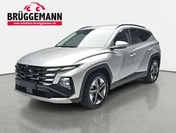 Shimmering silver metallic Neu 2025 Hyundai Tucson SUV | 35.890 € (Fairer Preis)