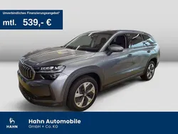 Graphitegrau metallic Gebraucht 2025 Skoda Kodiaq Selection SUV | 44.930 € (Superpreis)