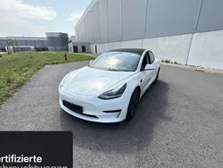 Weiß Gebraucht 2021 Tesla Model 3 RWD Limousine | 25.200 € (Fairer Preis)