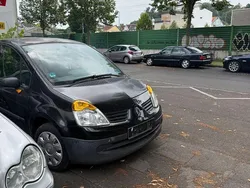 Schwarz Gebraucht 2005 Renault Modus Van / Kleinbus | 2.200 € (Guter Preis)
