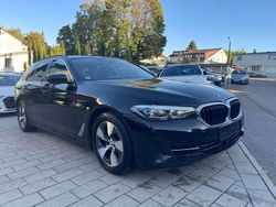 Schwarz Gebraucht 2021 BMW 520 Kombi | 31.900 €