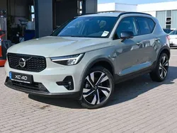 Grün Gebraucht 2024 Volvo XC40 Plus SUV | 43.900 € (Etwas zu teuer)