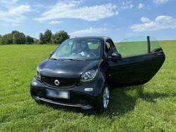 Schwarz Gebraucht 2015 Smart ForTwo Coupé Passion Coupé | 7.700 € (Etwas zu teuer)
