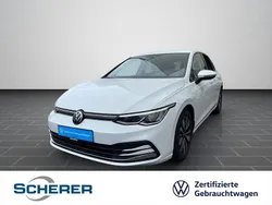 Pure white Gebraucht 2023 VW Golf VIII Move Limousine | 23.600 € (Guter Preis)