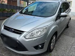 Silber Gebraucht 2011 Ford Grand C-Max Van / Kleinbus | 3.250 €