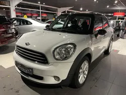 Weiß Gebraucht 2010 Mini Cooper D Countryman Chili SUV | 4.200 € (Fairer Preis)
