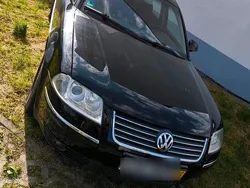 Schwarz Gebraucht 2005 VW Passat Kombi | 1.200 € (Superpreis)