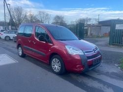 Rot Gebraucht 2012 Citroën Berlingo Van / Kleinbus | 3.400 € (Superpreis)