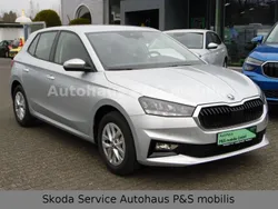 Silber Gebraucht 2025 Skoda Fabia Selection Limousine | 19.900 € (Fairer Preis)