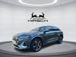 Grau Gebraucht 2022 Audi e-tron Sport SUV | 43.990 € (Fairer Preis)