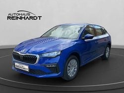 Energy blau Gebraucht 2024 Skoda Scala Essence Kleinwagen | 19.690 € (Fairer Preis)